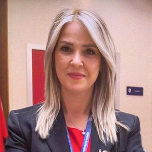 Banu Dönmez